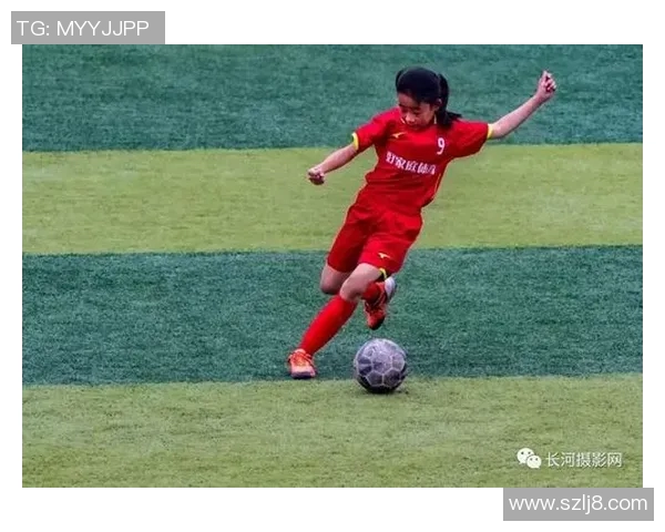 李娜倾情分享足球独特见解与个人成长故事
